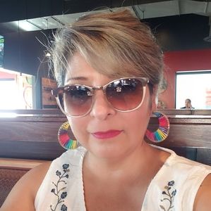 Meet your Posher, Martha